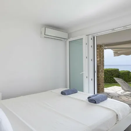 And Sea Villa *