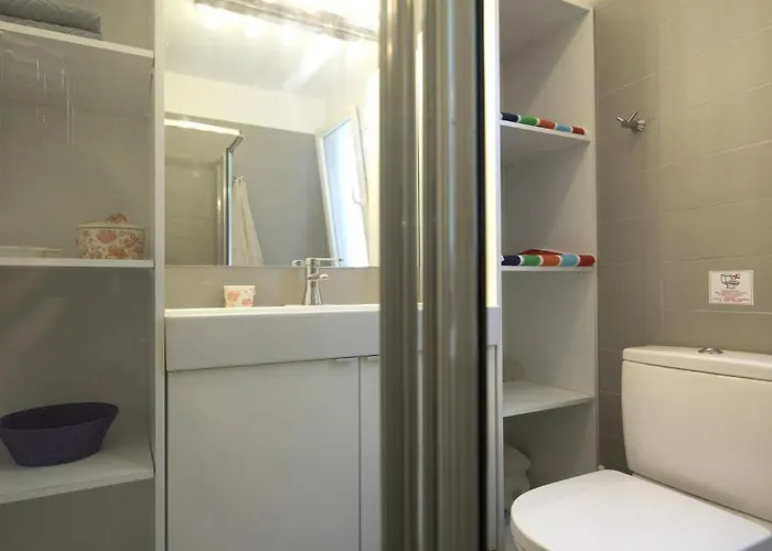 And Sea 펠레카스